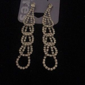 Elegant multi layer teardrop earrings